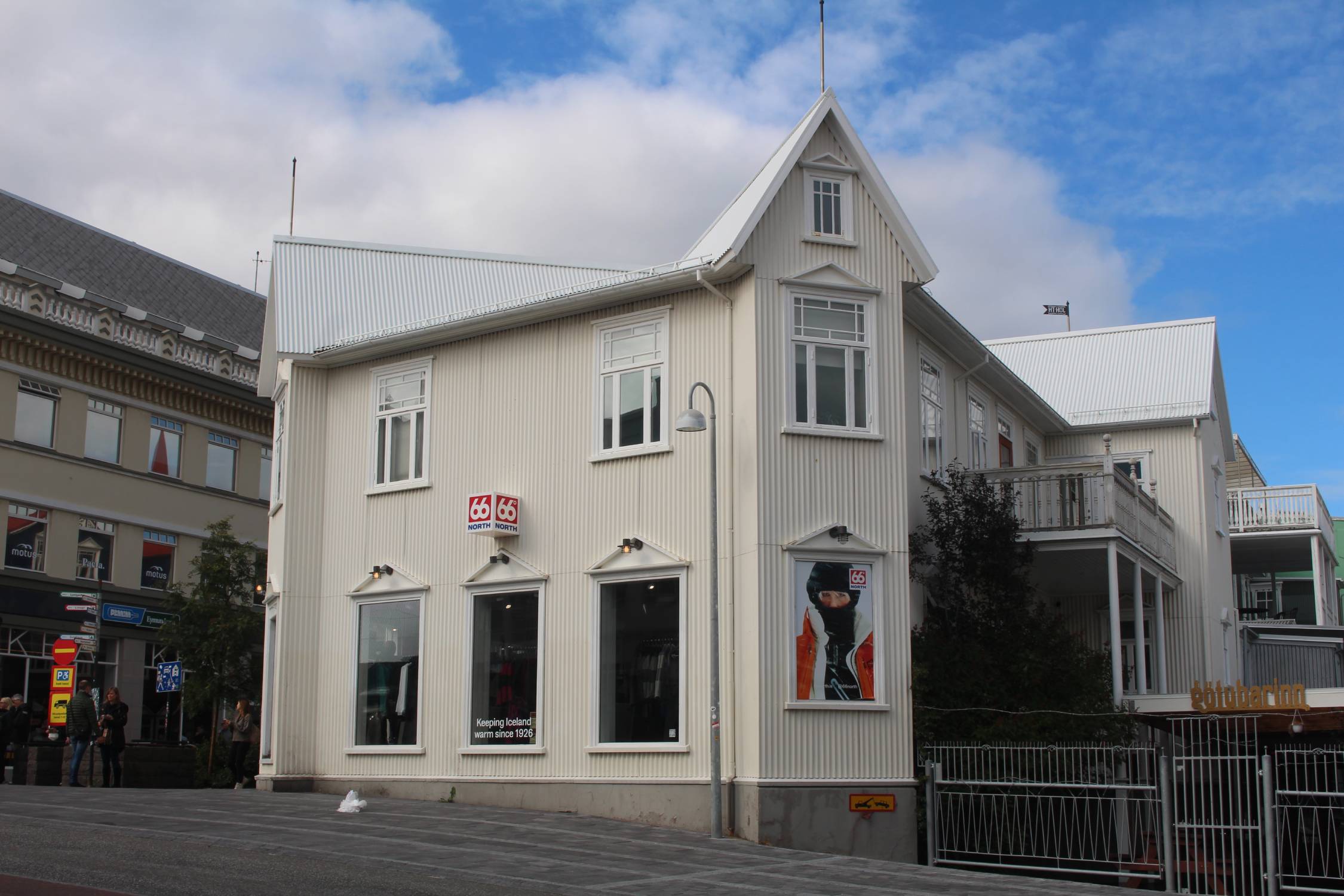 Islande, Akureyri, bâtiment