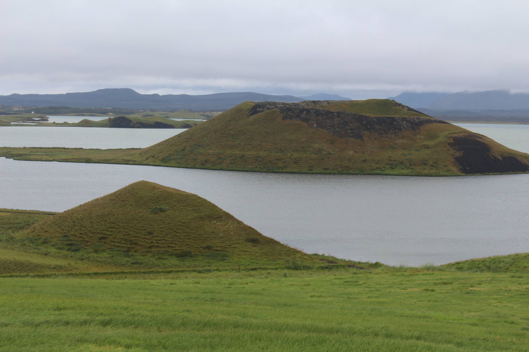 Islande, Myvatn, Skutustadir, cratères