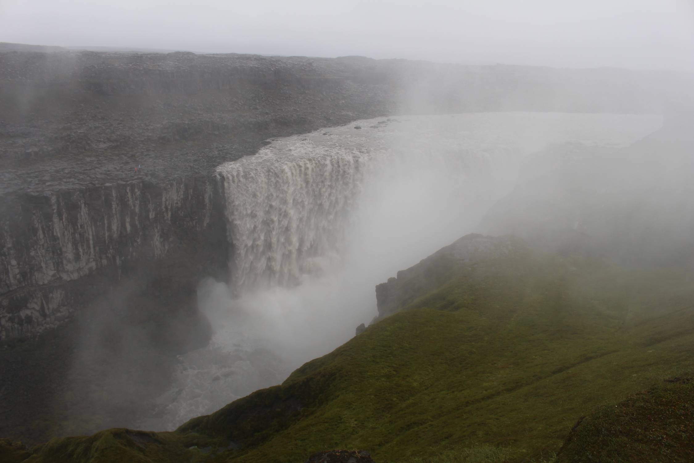 Islande, chutes de Dettifoss, paysage