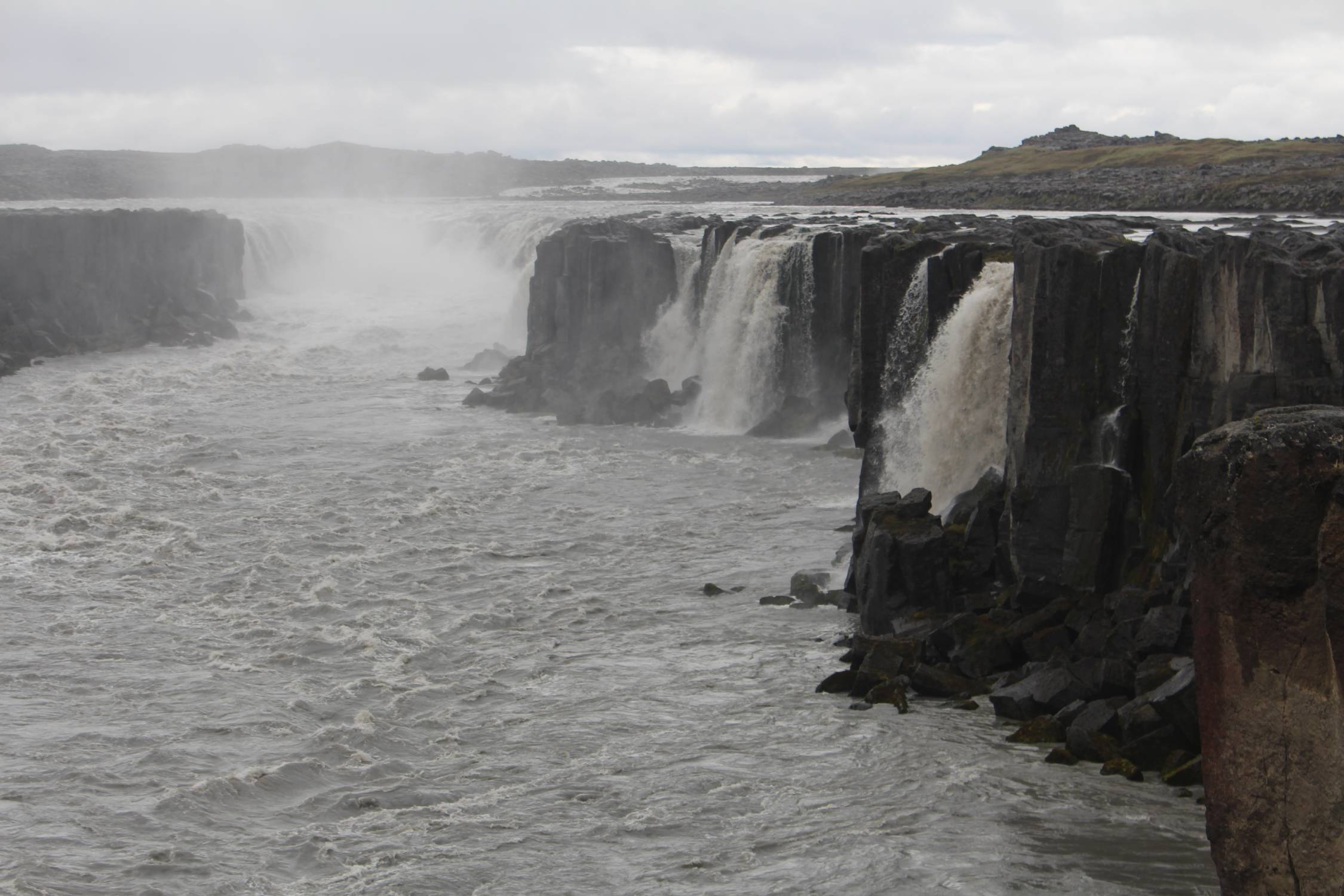 Islande, chutes de Selfoss, paysage