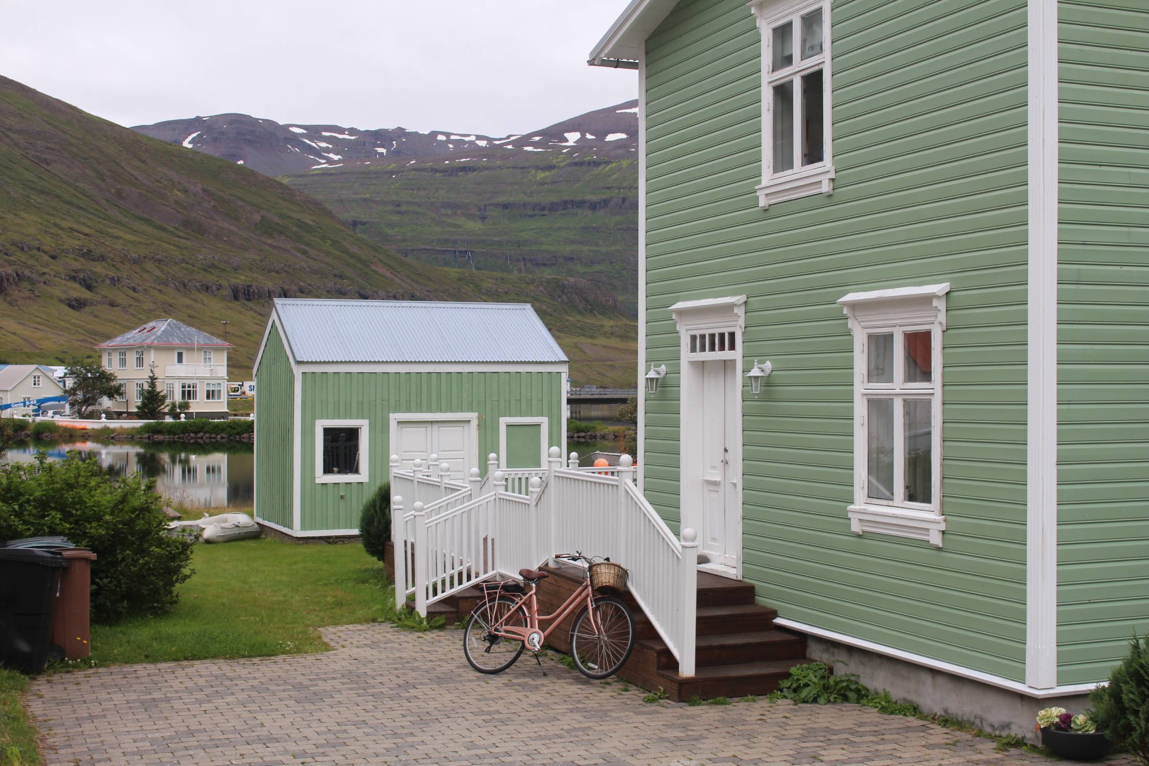 Islande, Seydisfjördur, maison verte