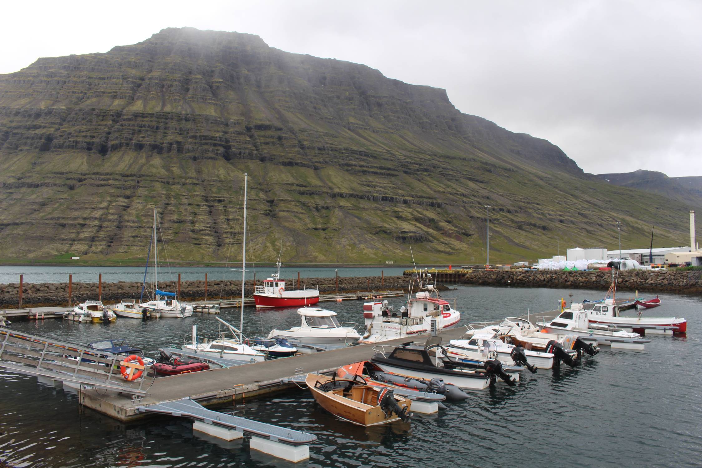 Islande, Eskifjördur, port