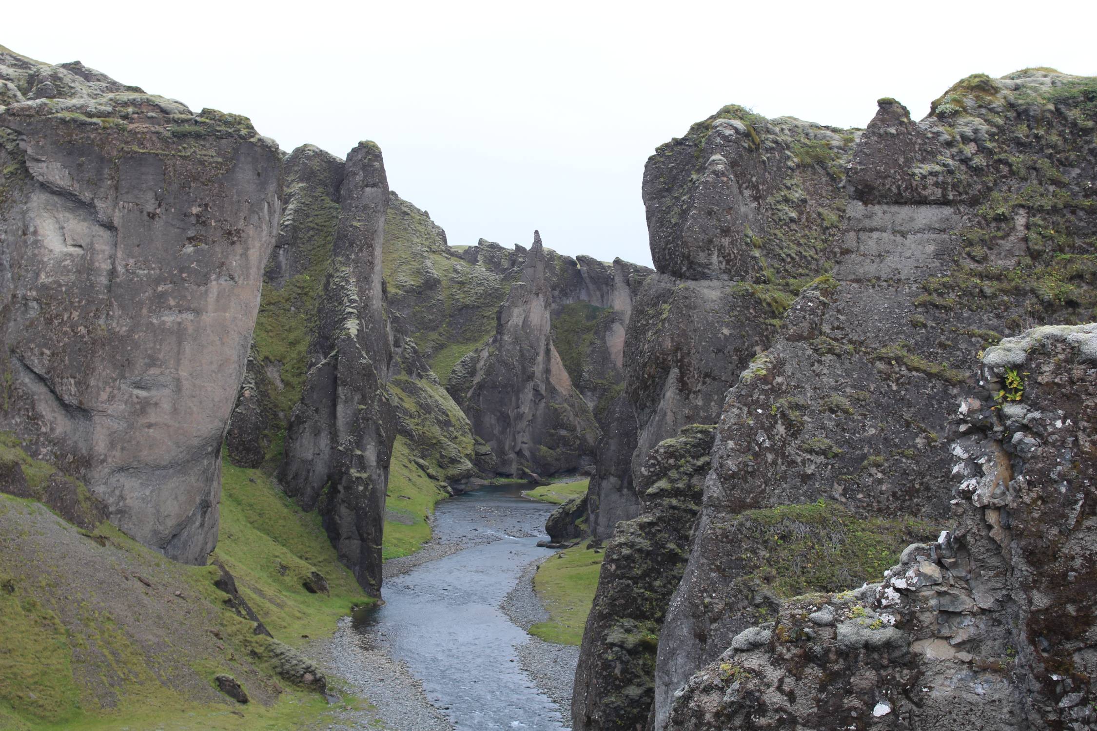 Islande, Fjarodárgljúfur, falaises