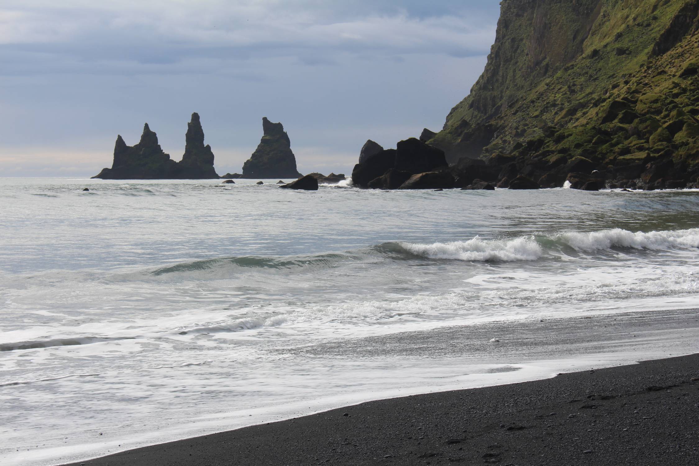 Islande, Vik, rochers, paysage