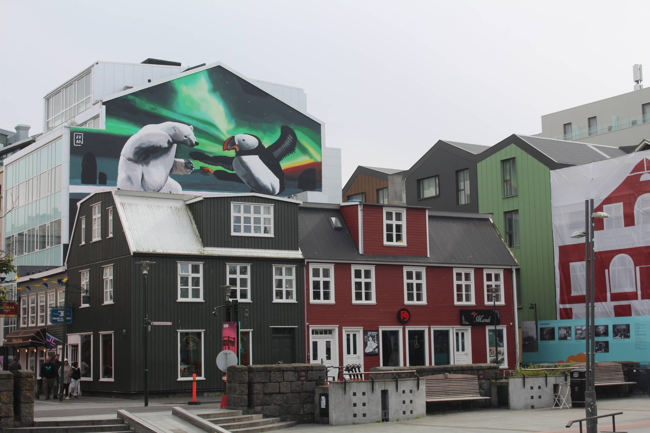 Islande, Reykjavik, maisons multicolores