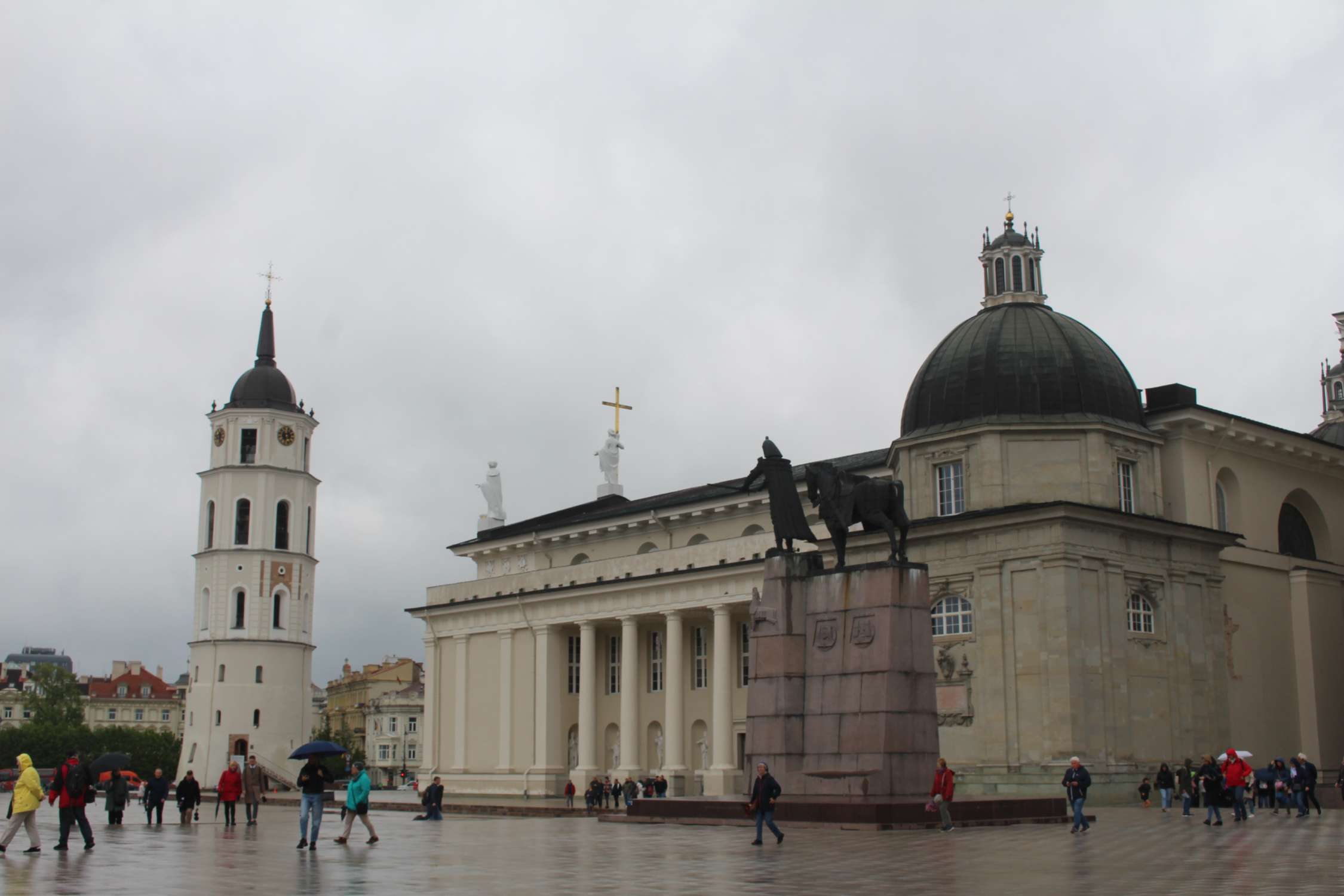 Vilnius, place de la cathédrale