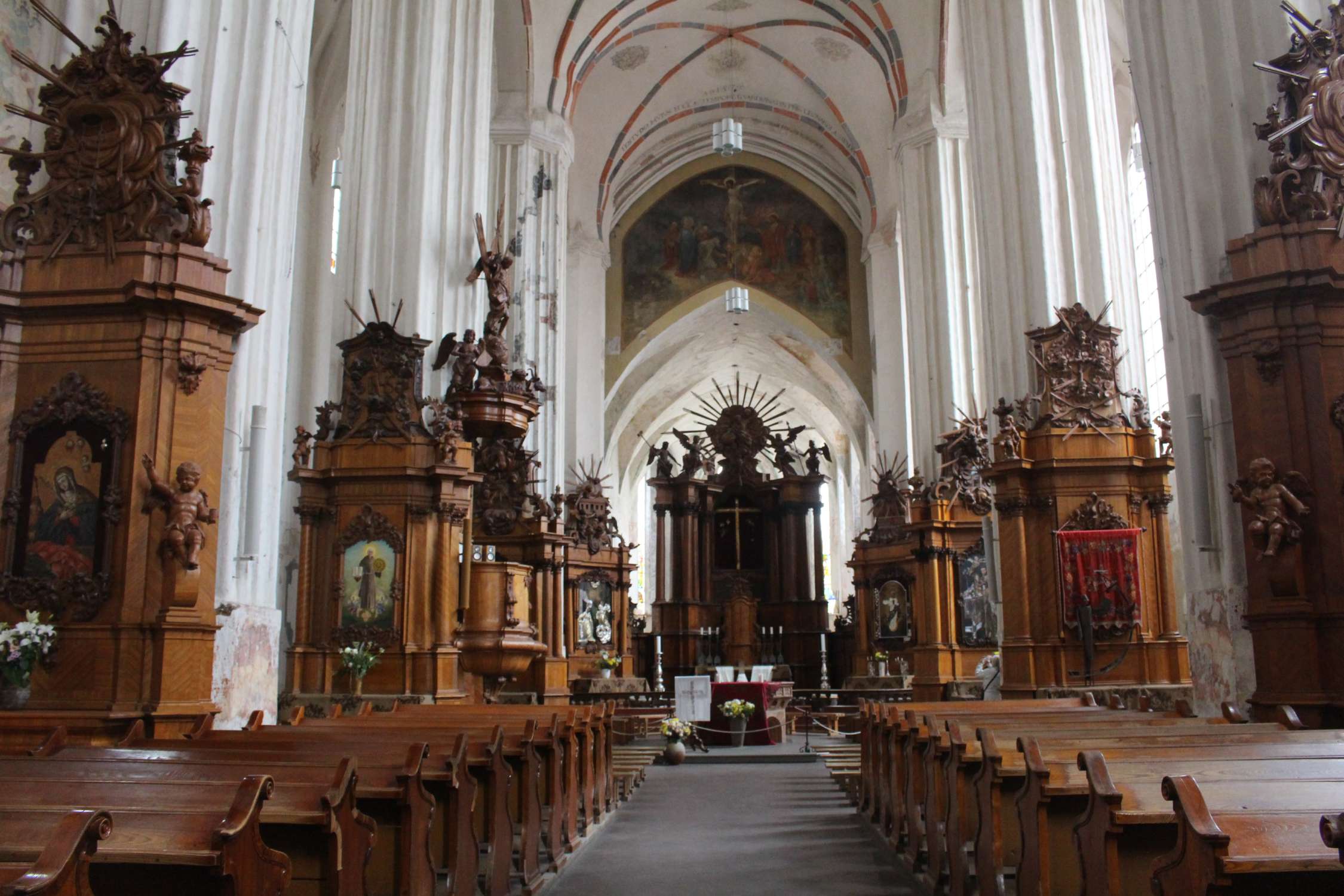 Vilnius, église Saint-François-d'Assise, intérieur