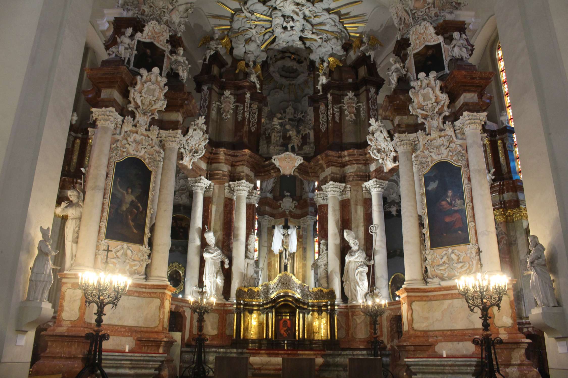 Vilnius, église Saint-Jean-Baptiste-et-Saint-Jean-l'Evangeliste, &chœur