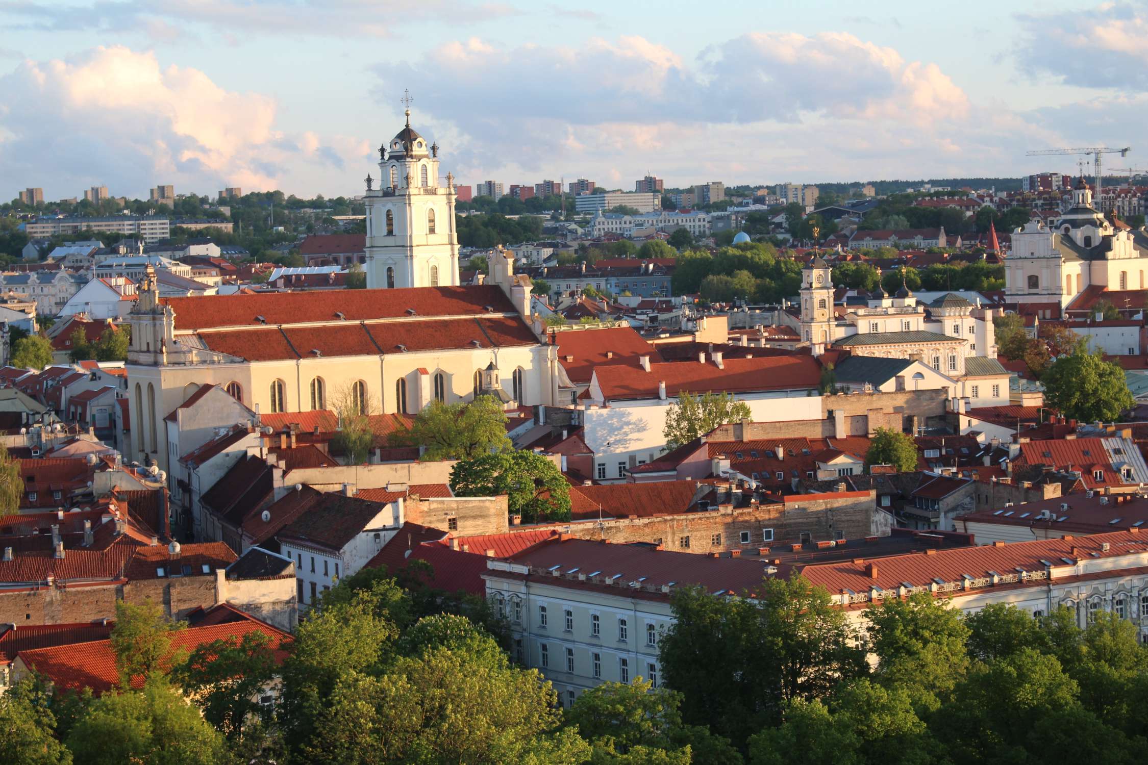 Vilnius, panorama, église du Saint-Esprit