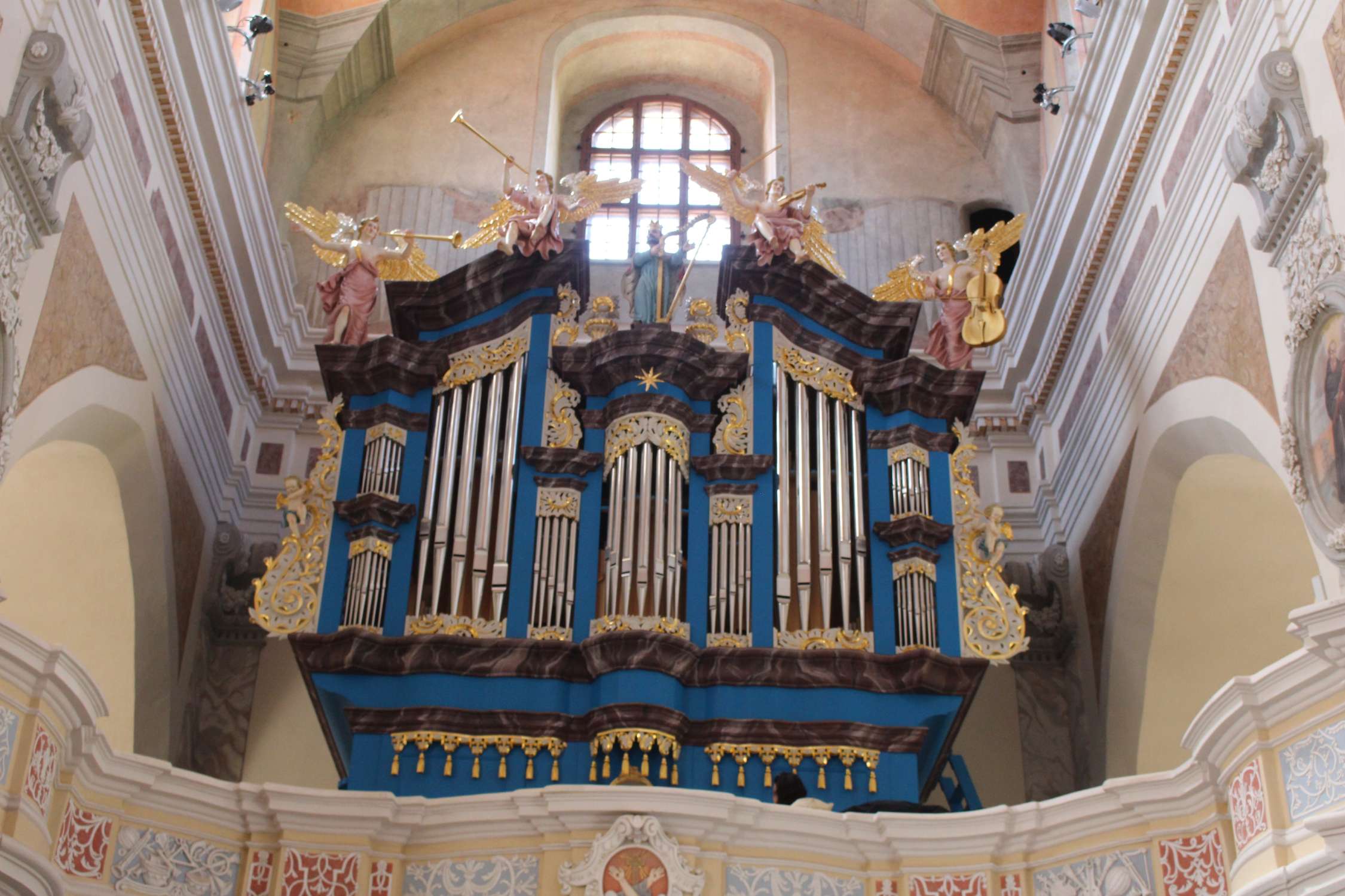 Vilnius, église de l'Assomption, orgue