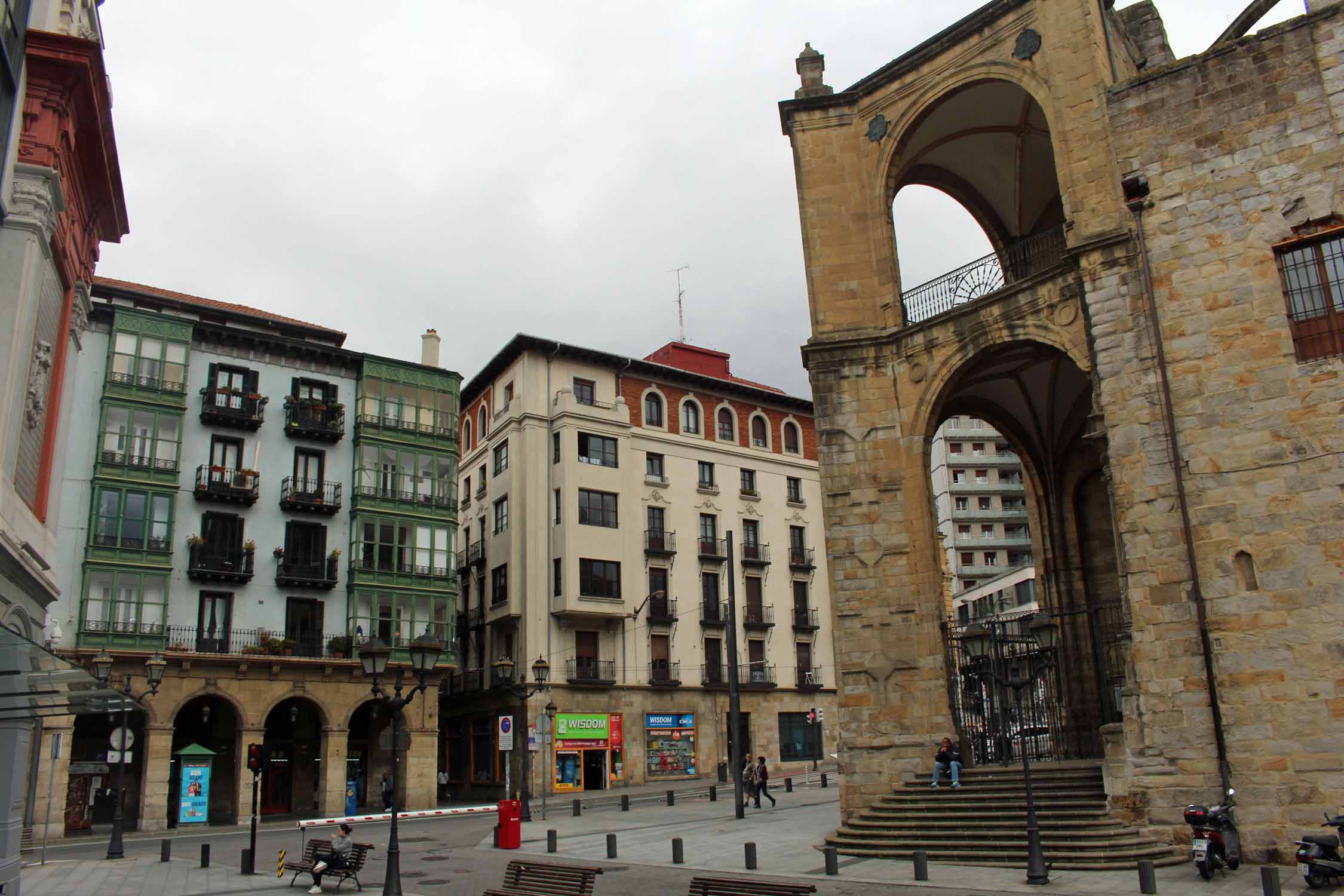 Bilbao, place, église San Antòn