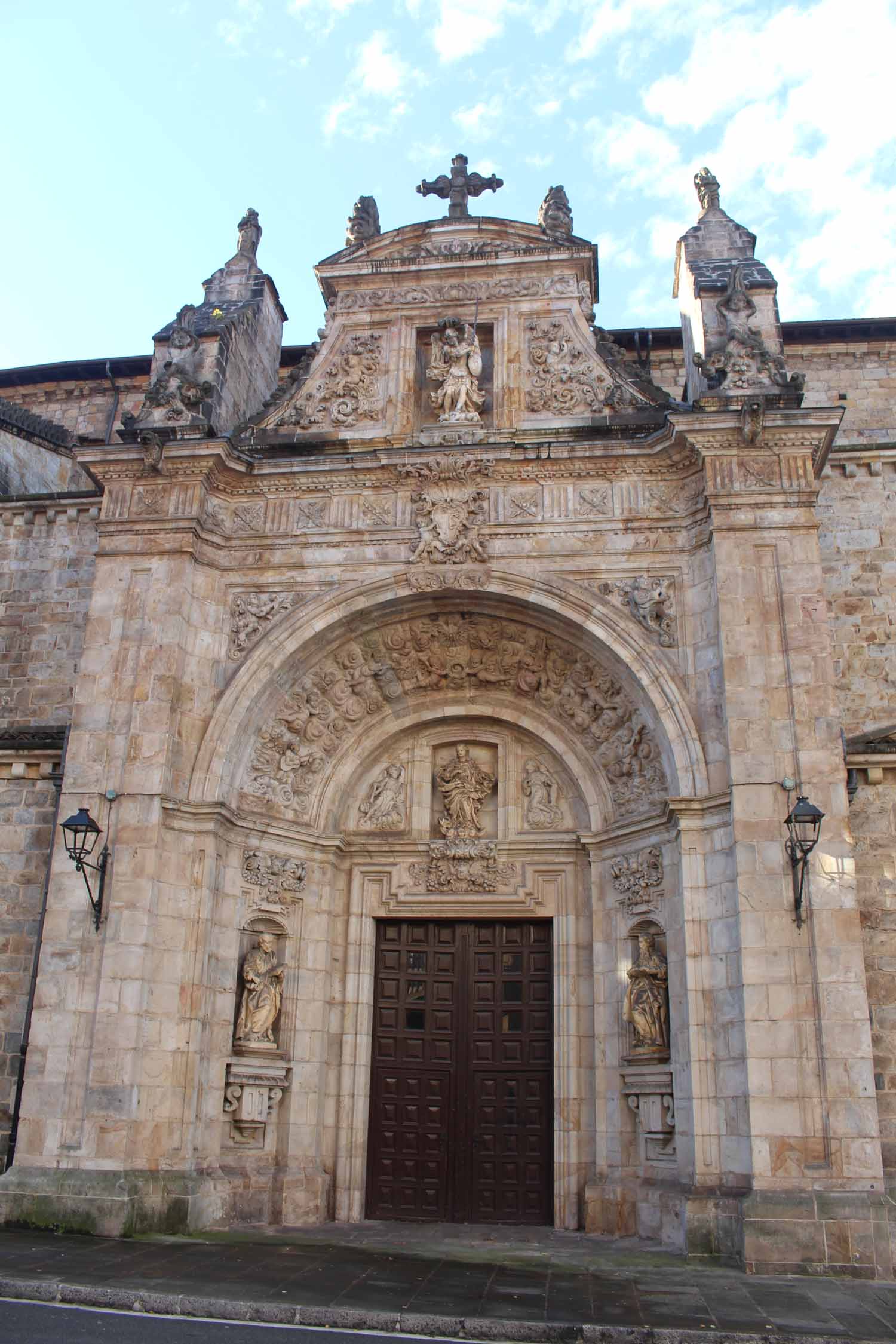 Ognate, église San Miguel Arcangel, façade