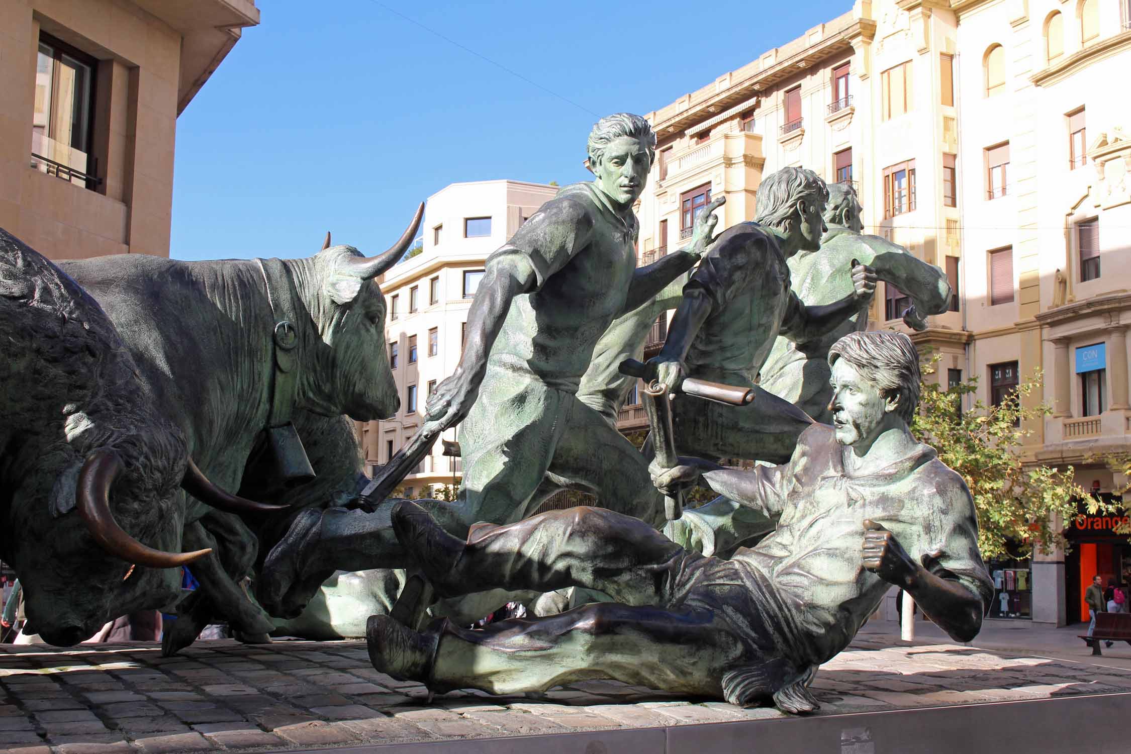 Pampelune, monument Encierro