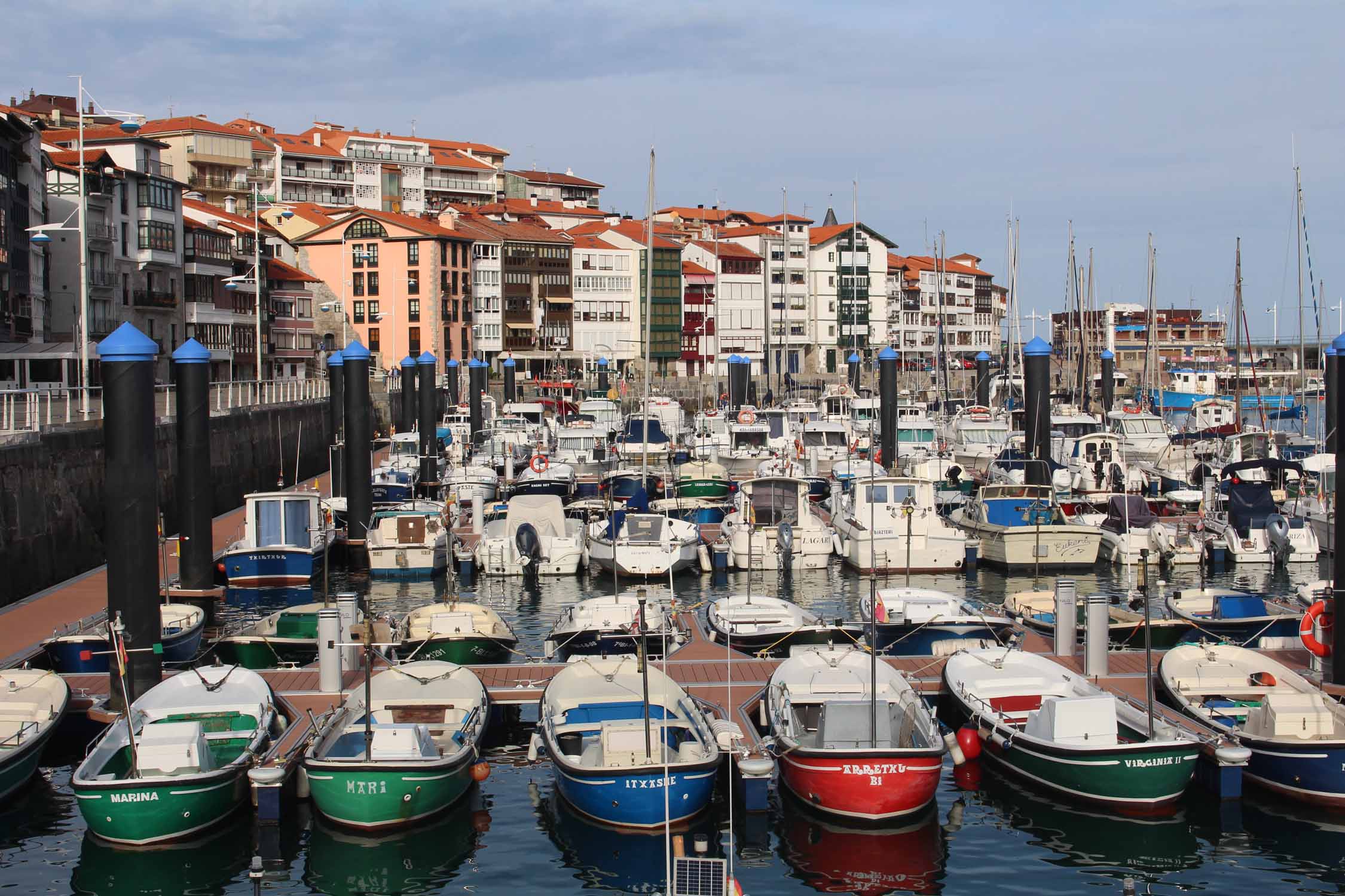 Lekeitio, port, bateaux