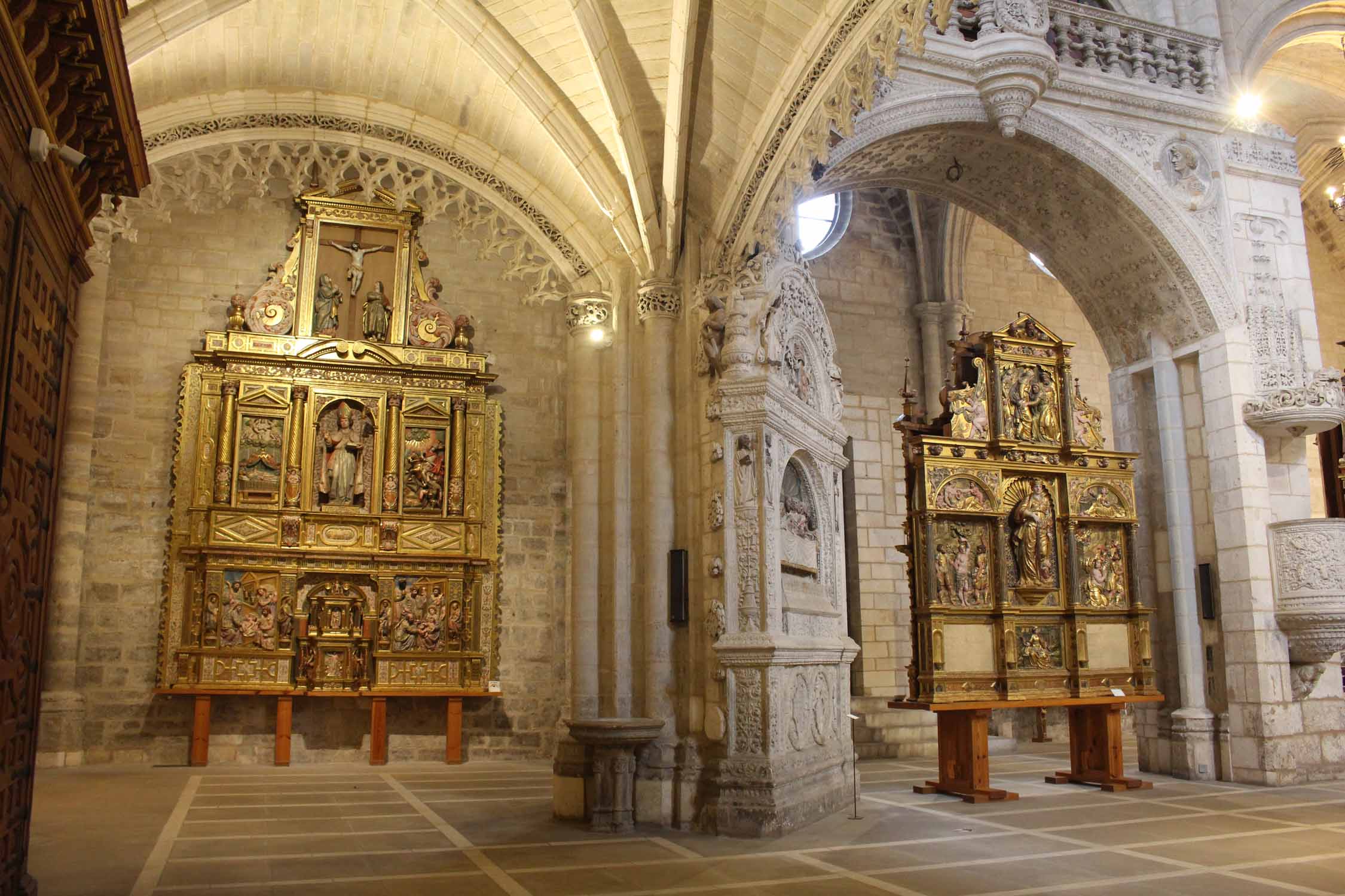 Burgos, église San Esteban, retables