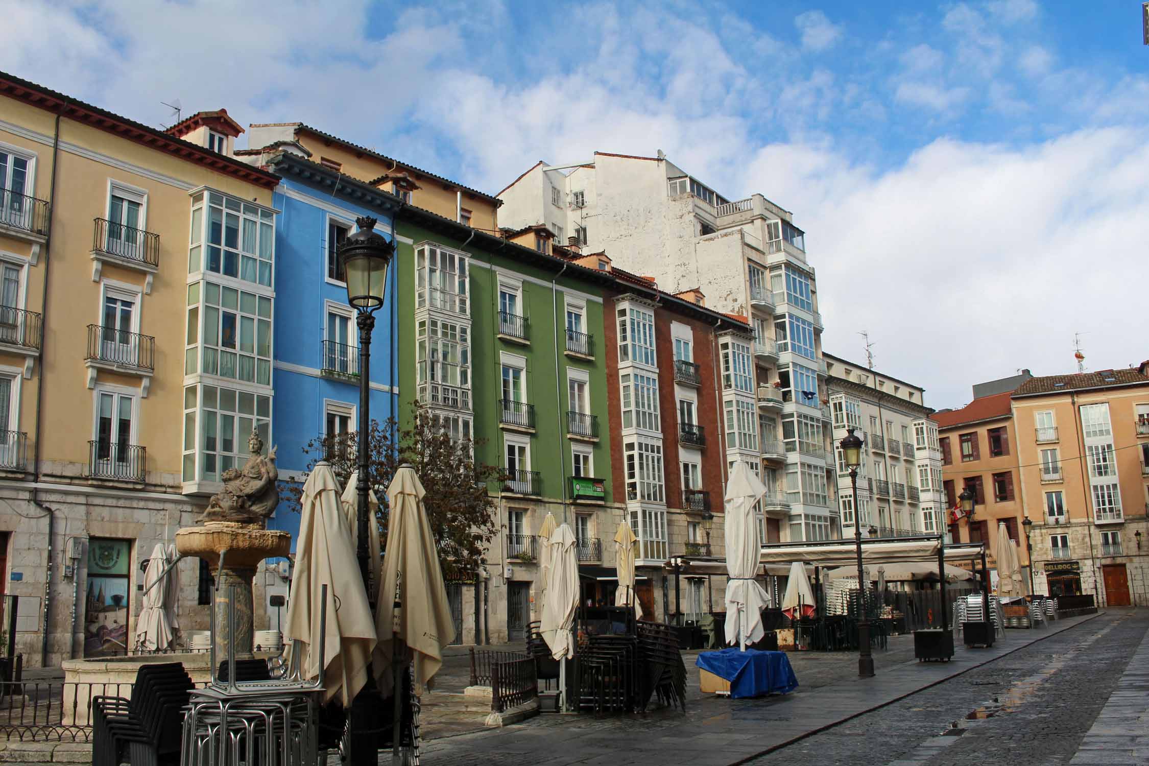 Burgos, façades colorées