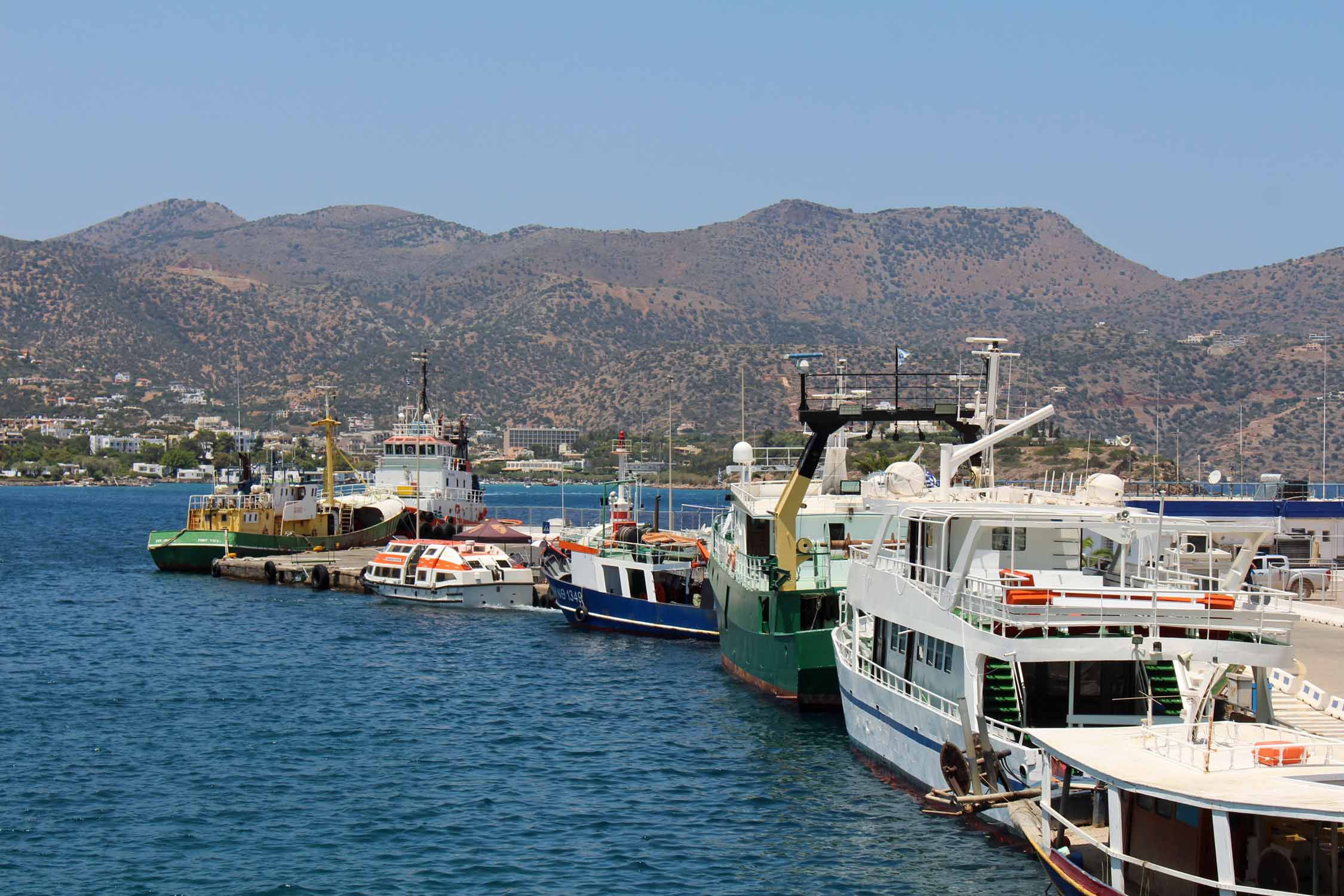 Crète, Agios Nikolaos, port bateaux