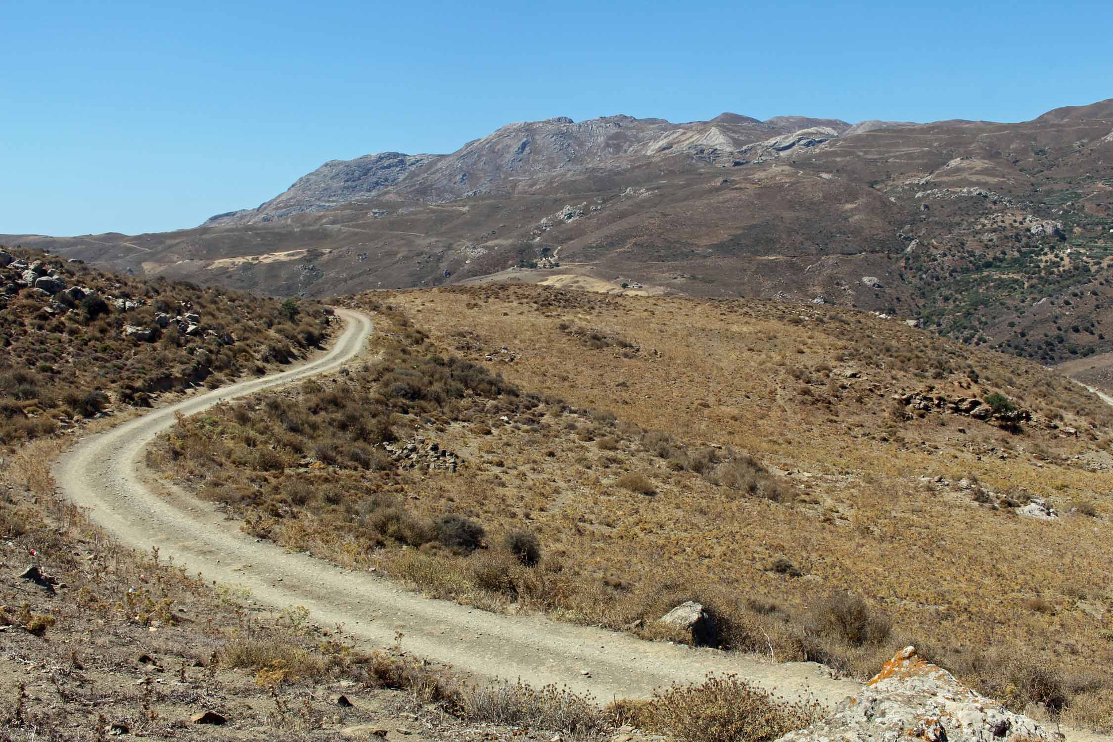 Crète, Tsoutsouros, route montagnes