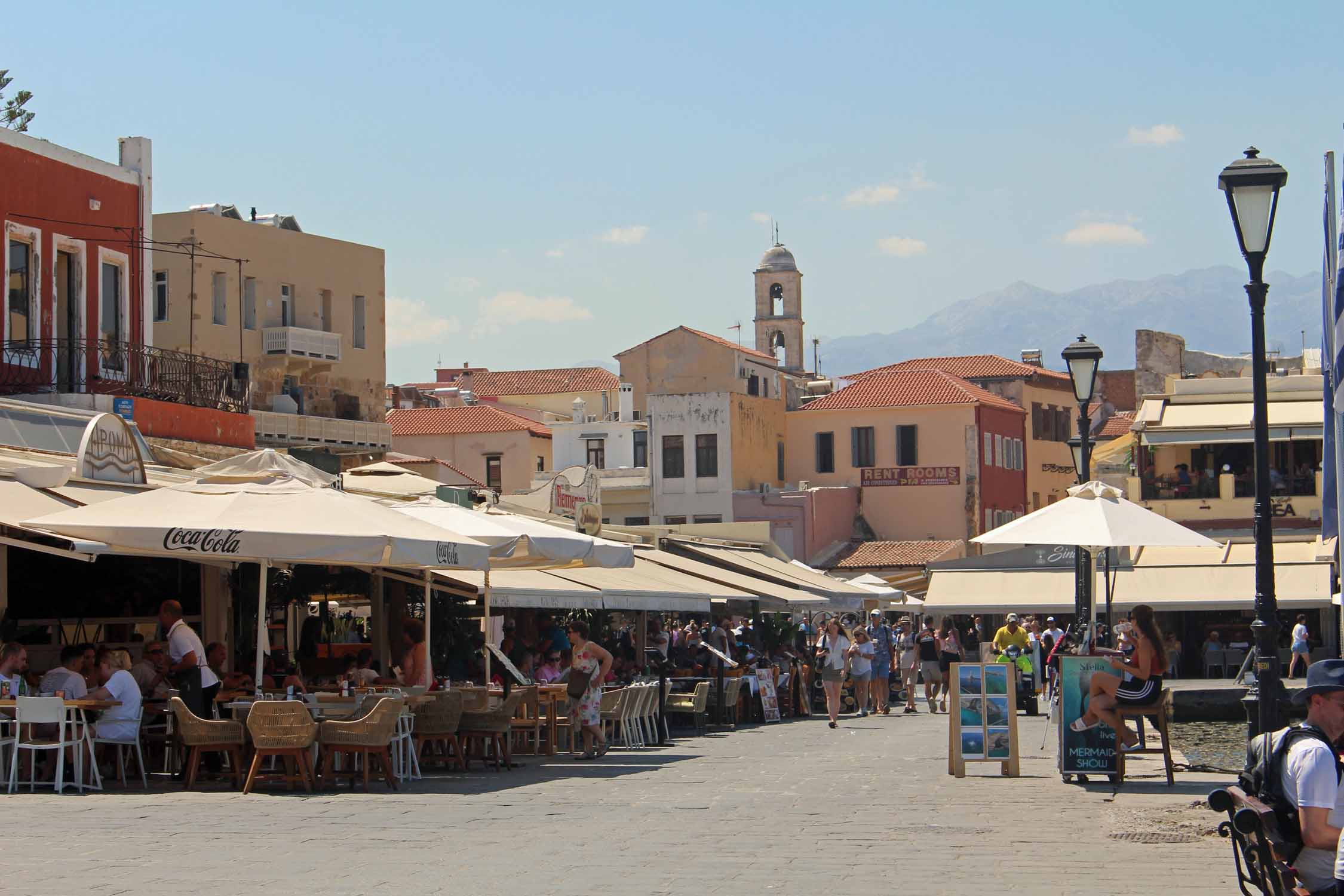 Crète, La Canée, vieux port, terrasses