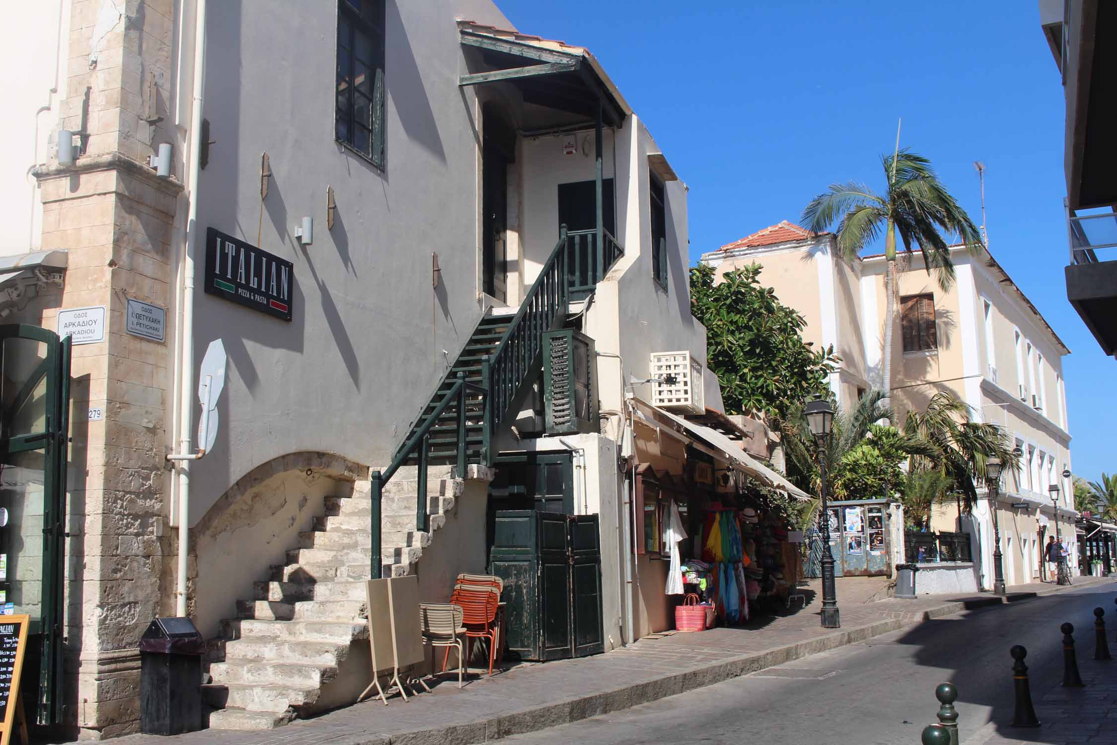 Crète, Réthymnon, rue Petichaki