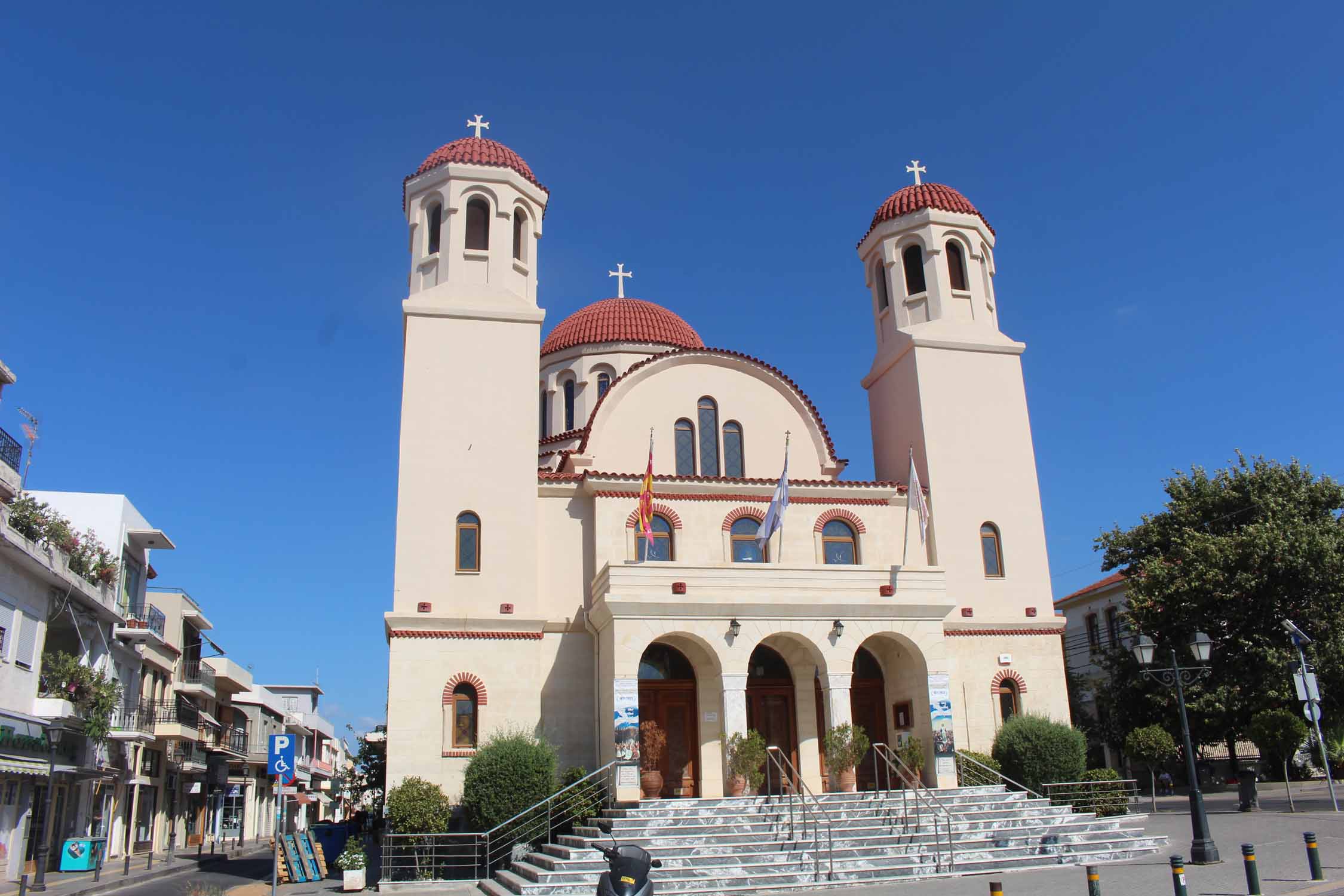 Crète, Réthymnon, église des Quatre martyrs