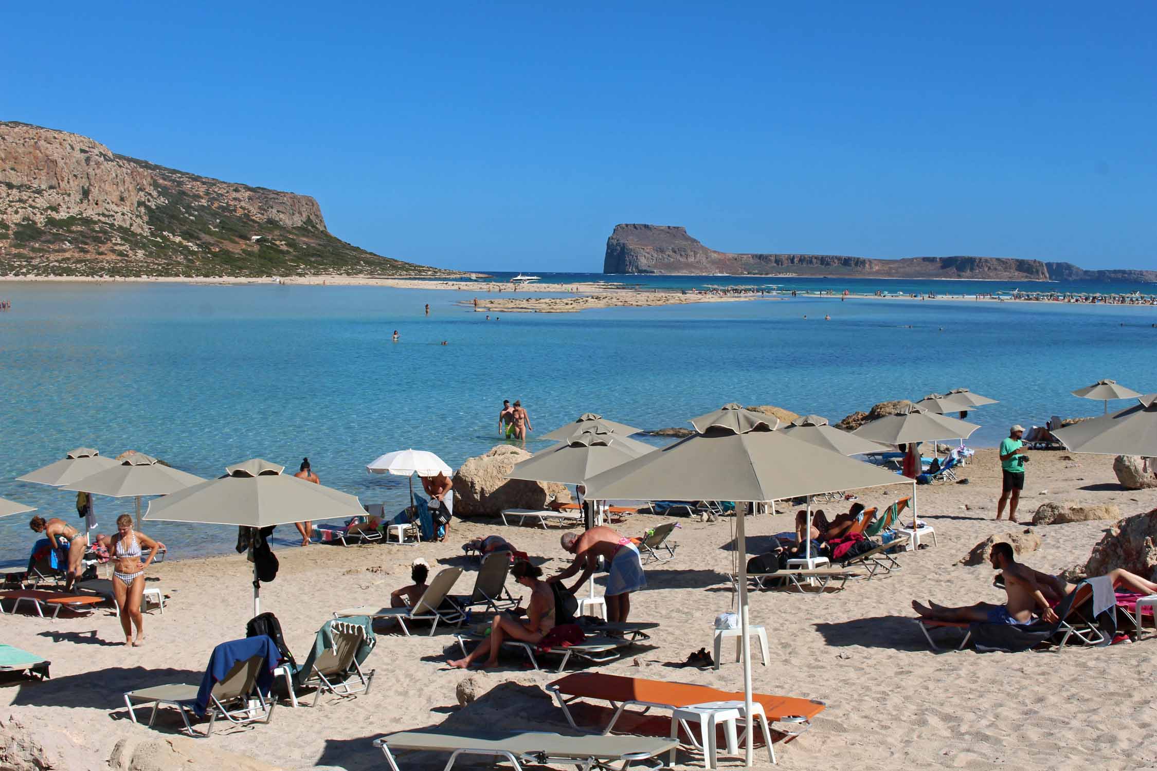 Crète, Balos, plage, parasols