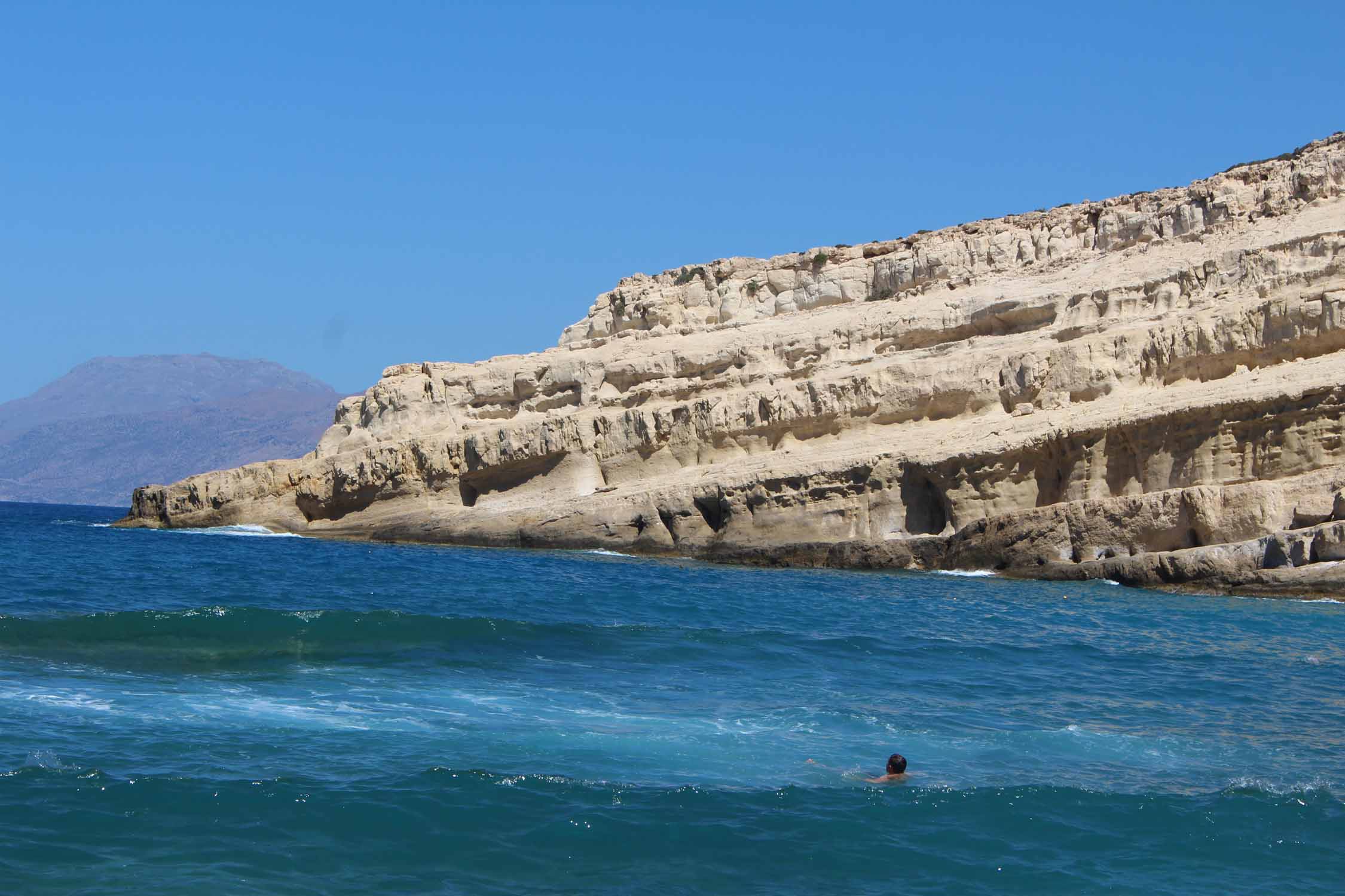 Crète, Matala, falaise