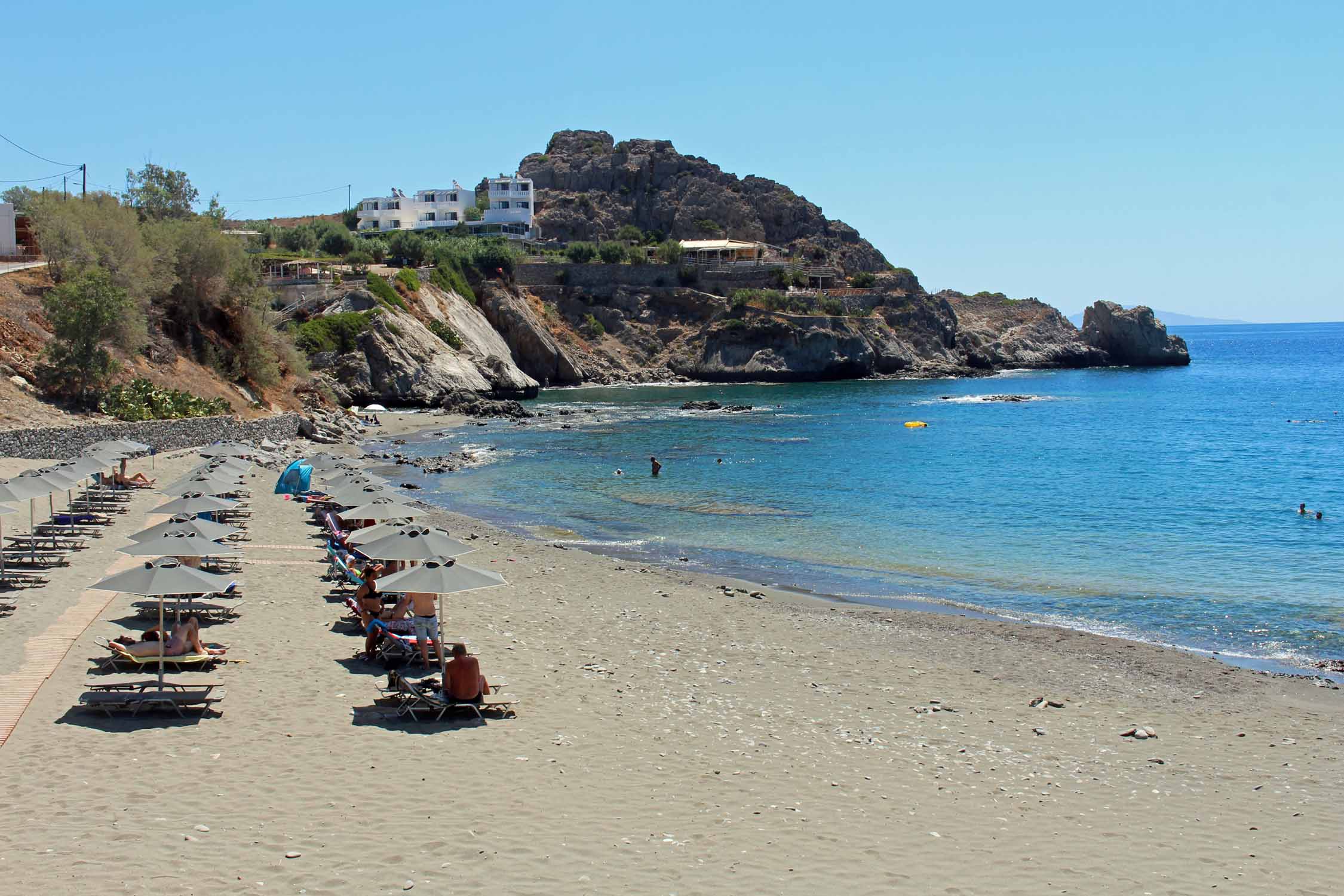 Crète, Agios Pavlos, plage, parasols