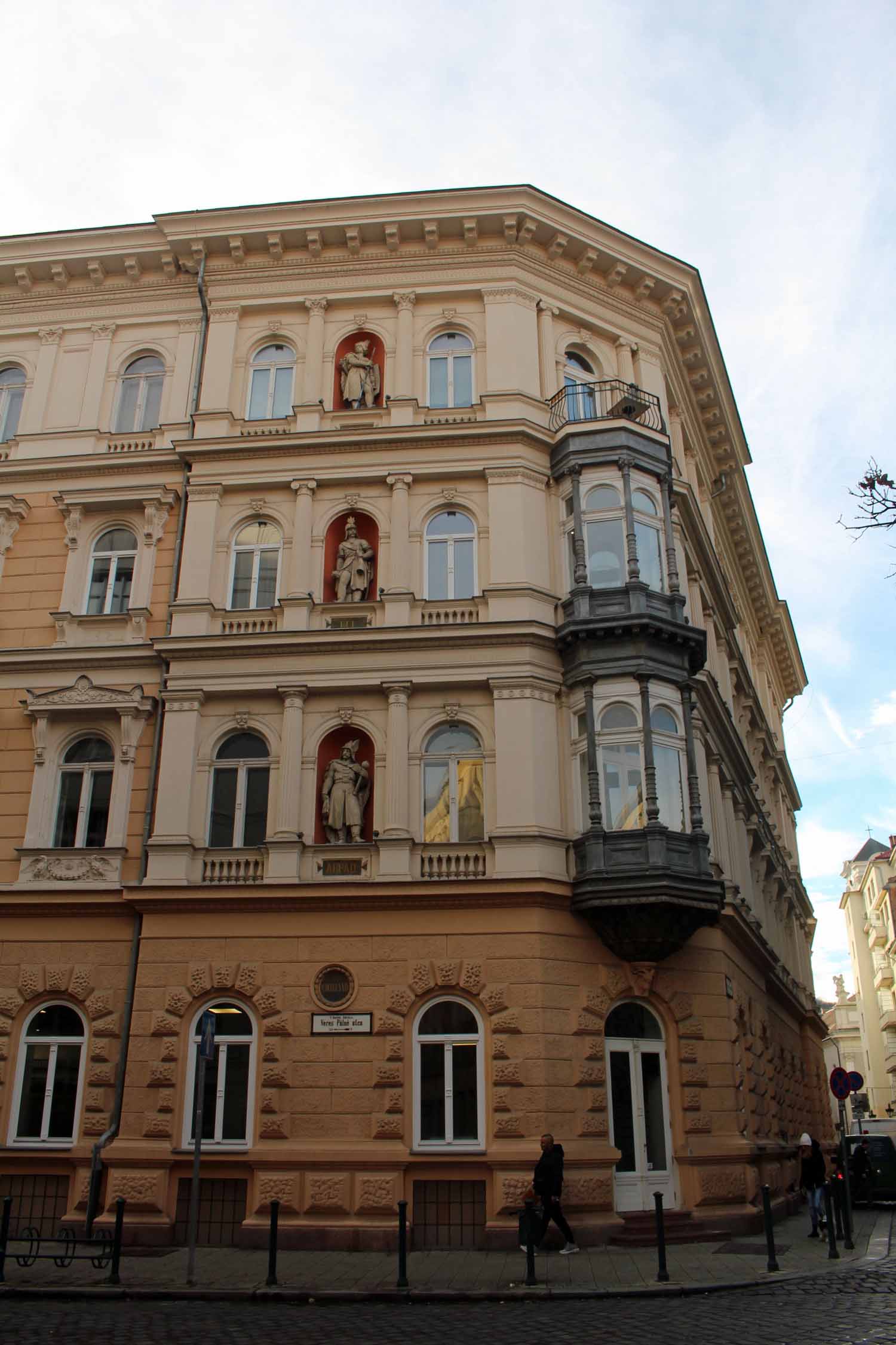 Budapest, bâtiment, édifice Veres Palne