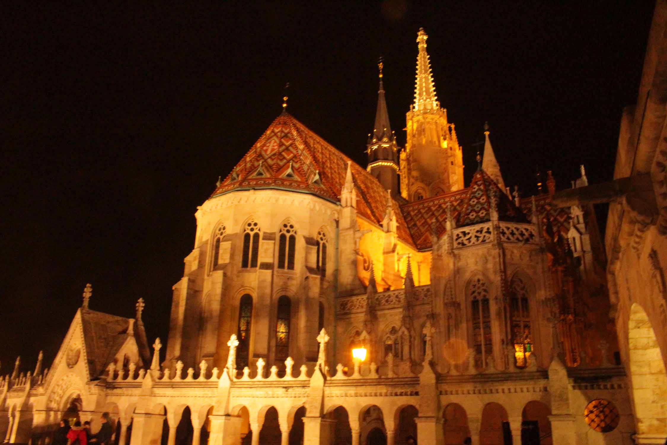 Budapest, église Saint-Mathias, nuit