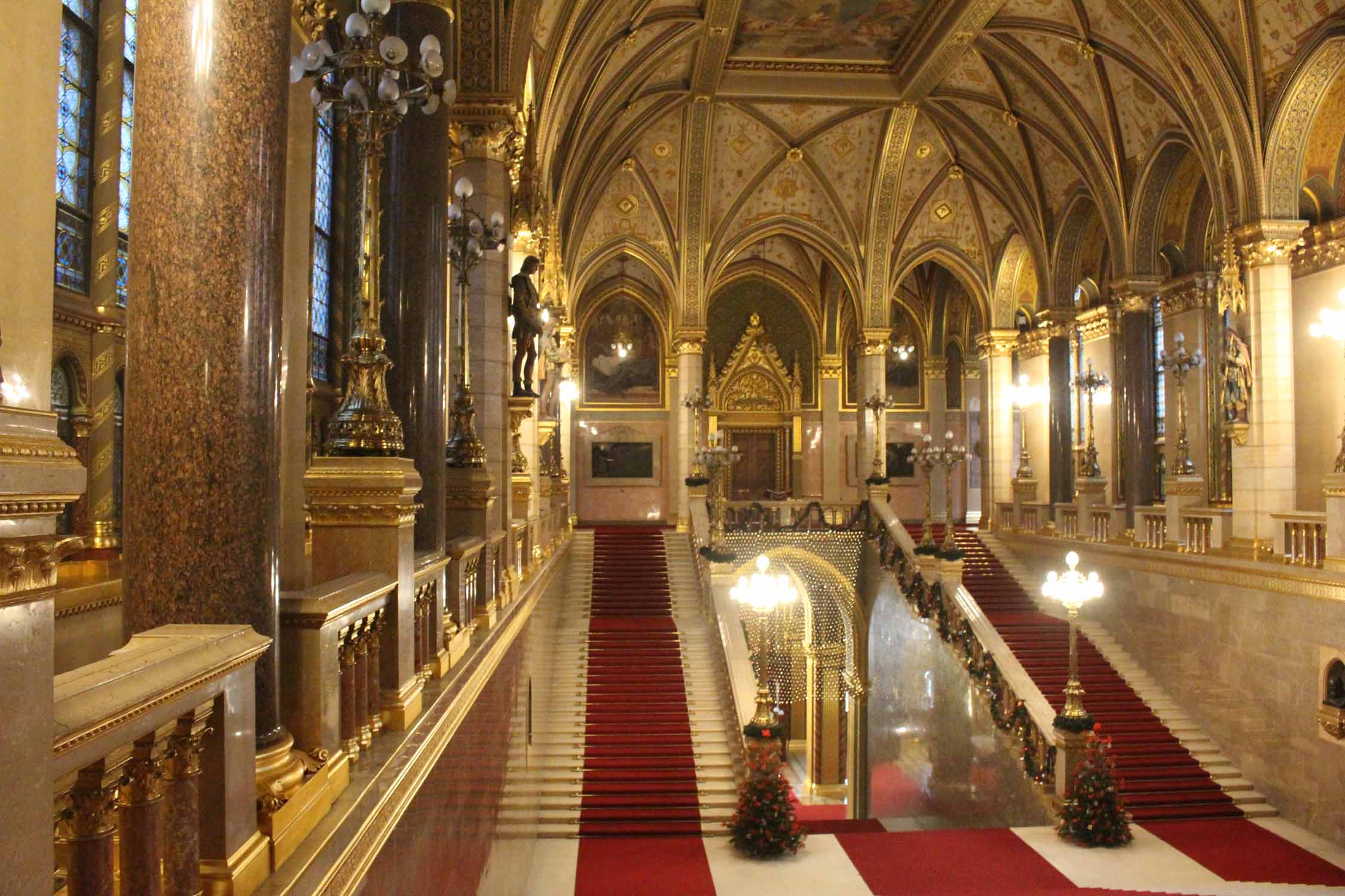 Budapest, Parlement, escalier principale