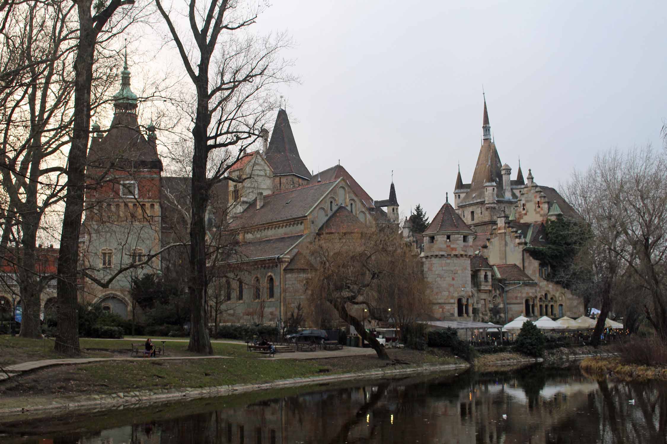 Budapest, parc Varosliget, château de Vajdahunyad