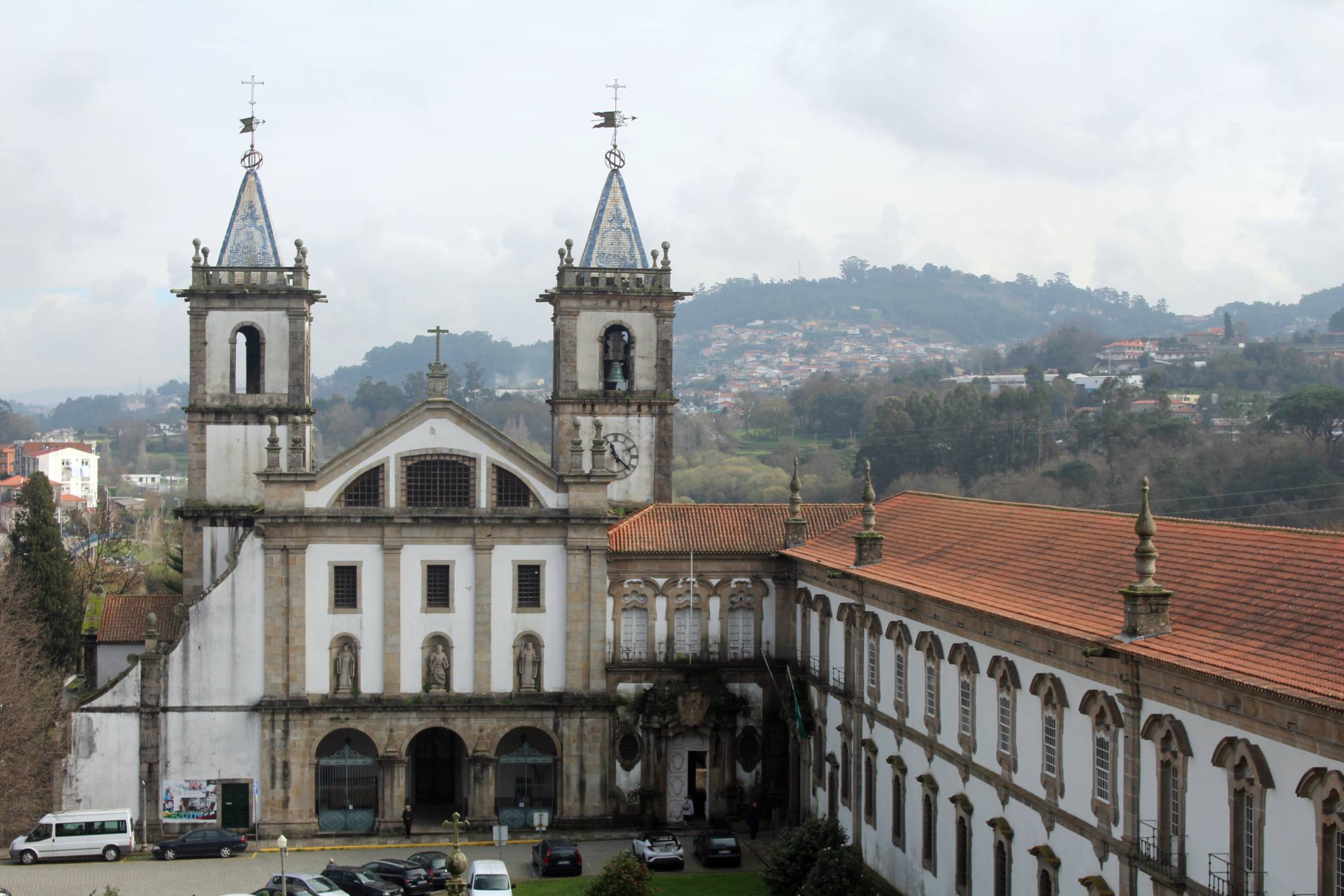 Santo Tirso, monastère de São Bento