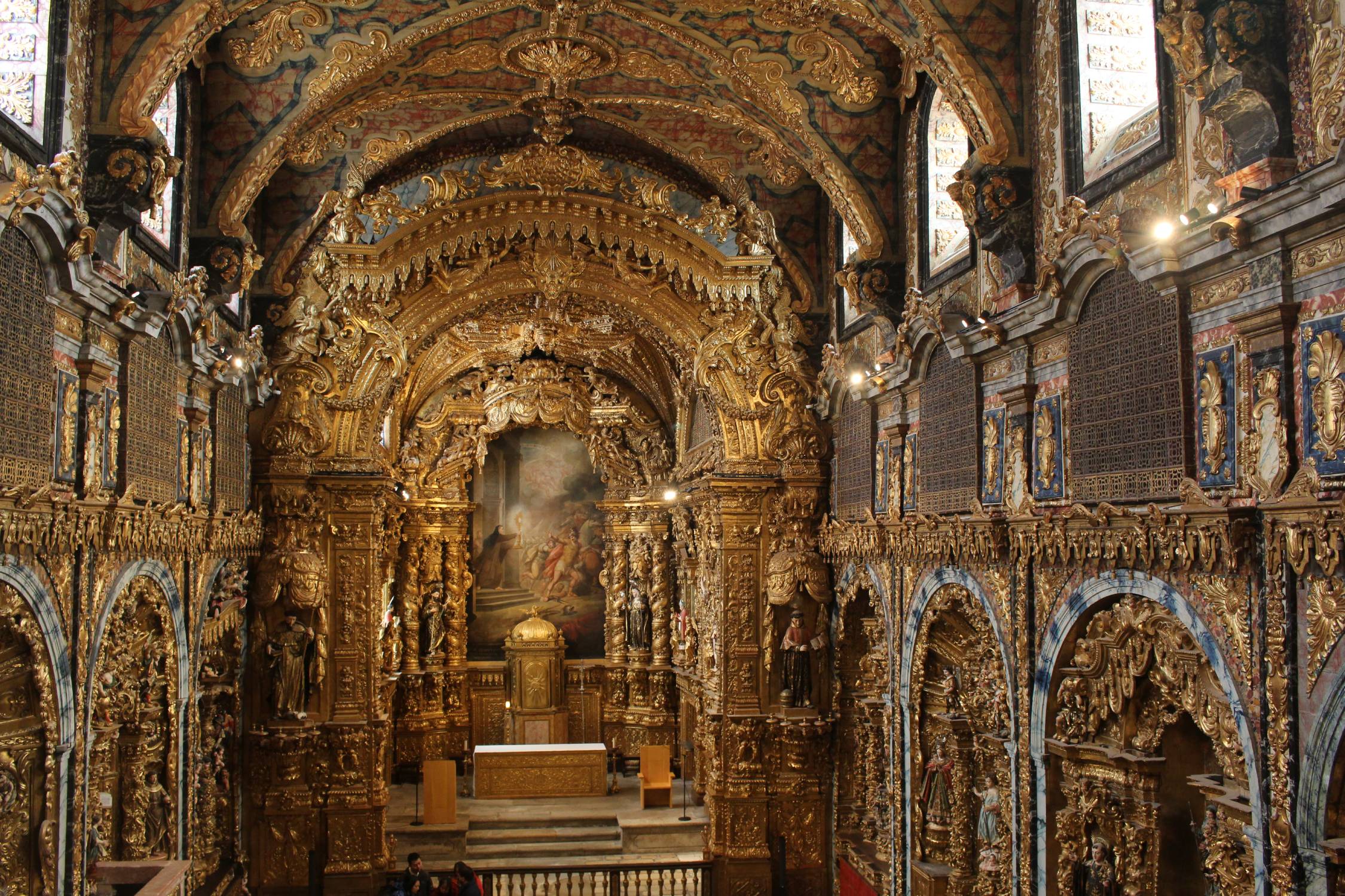 Porto, église Santa Clara, intérieur