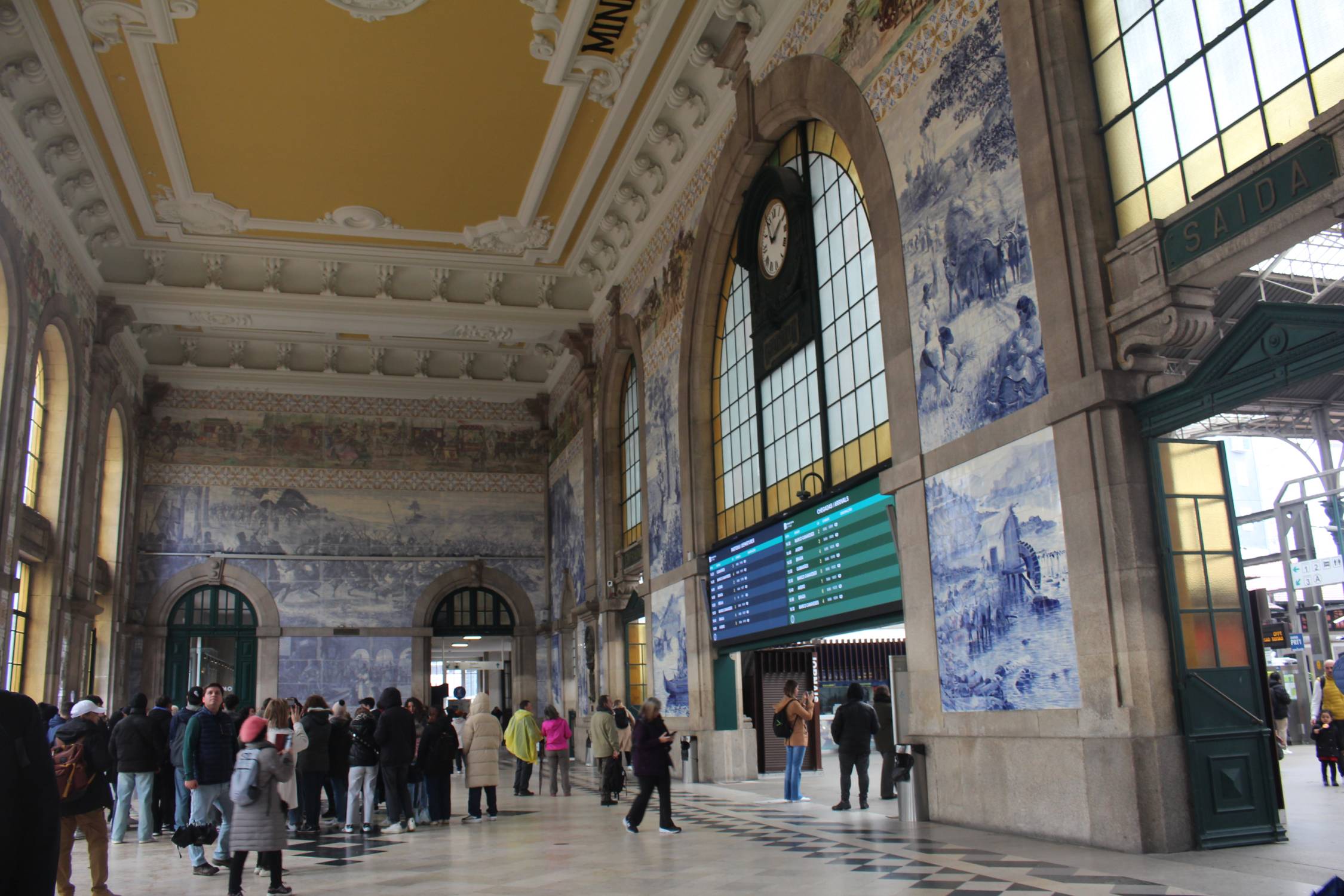 Porto, gare de São Bento