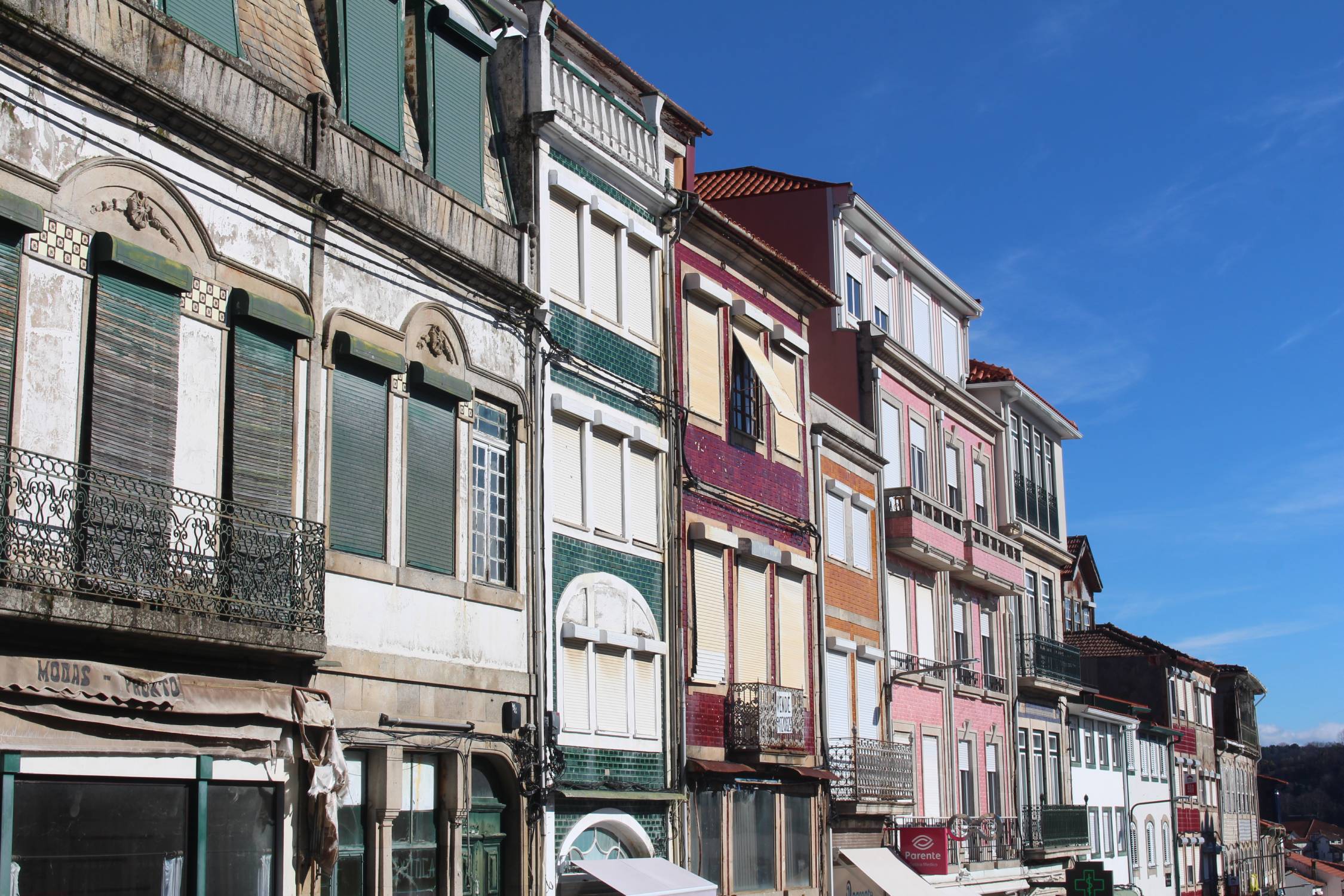 Lamego, façades colorées